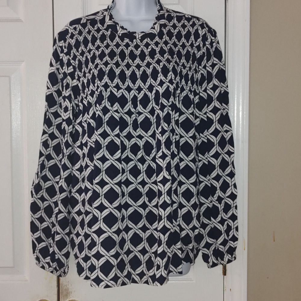 Crown & Ivy navy white long sleeve top blouse Sz 1X